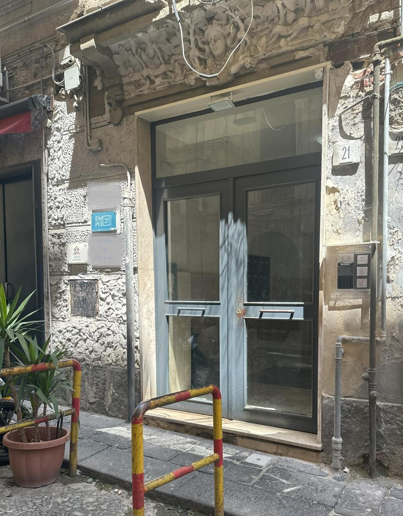 B&B Emme21 Napoli Ngoại thất bức ảnh